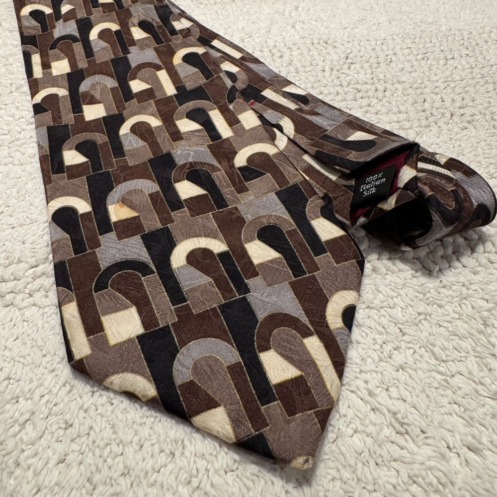Bugatti Tie Brown Geometric 100%‎ Italian Silk Abstract Retro Career Necktie